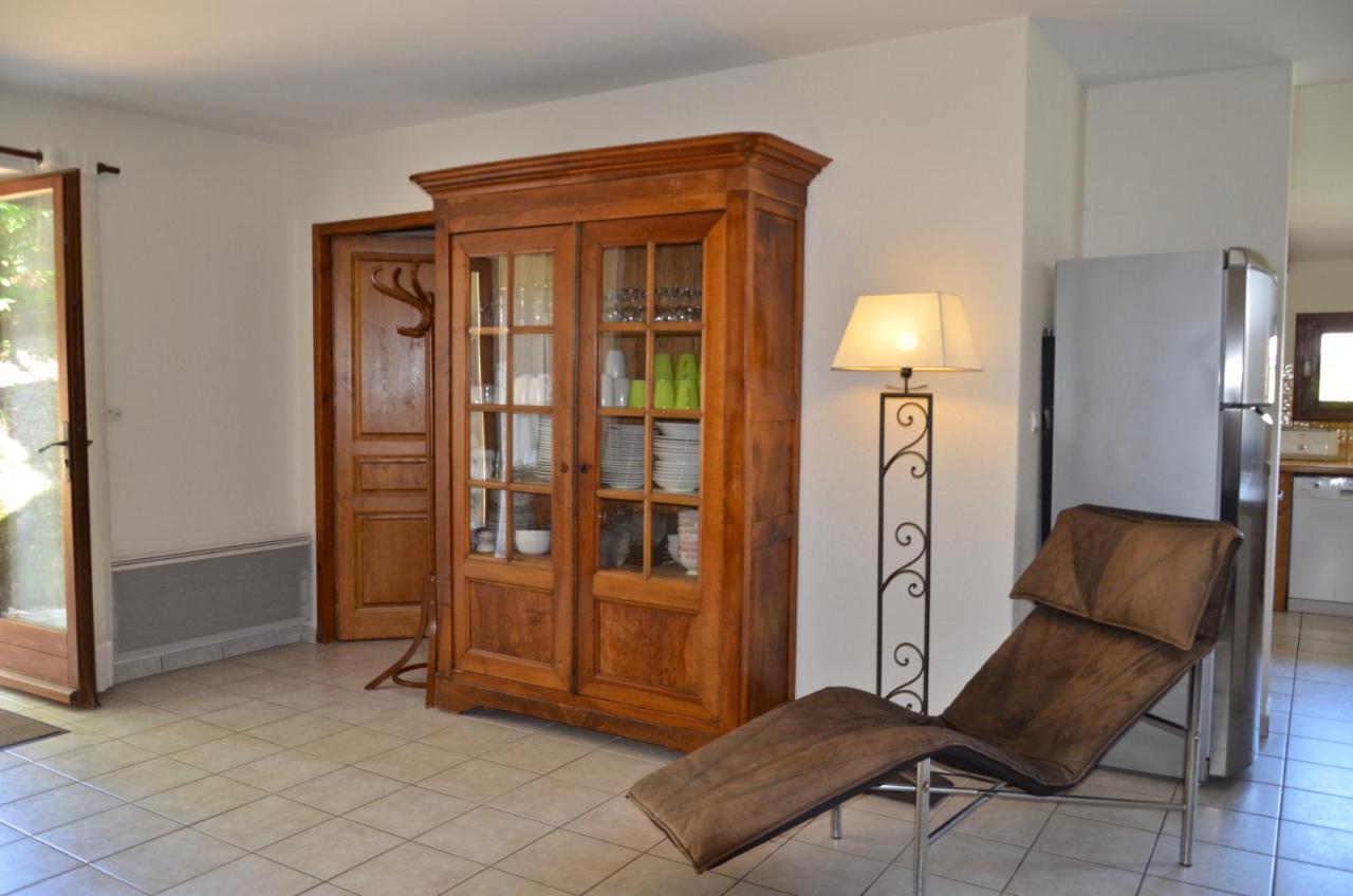 Gites Le Chene & Le Tilleul Saint-Romain-de-Lerps Kamer foto