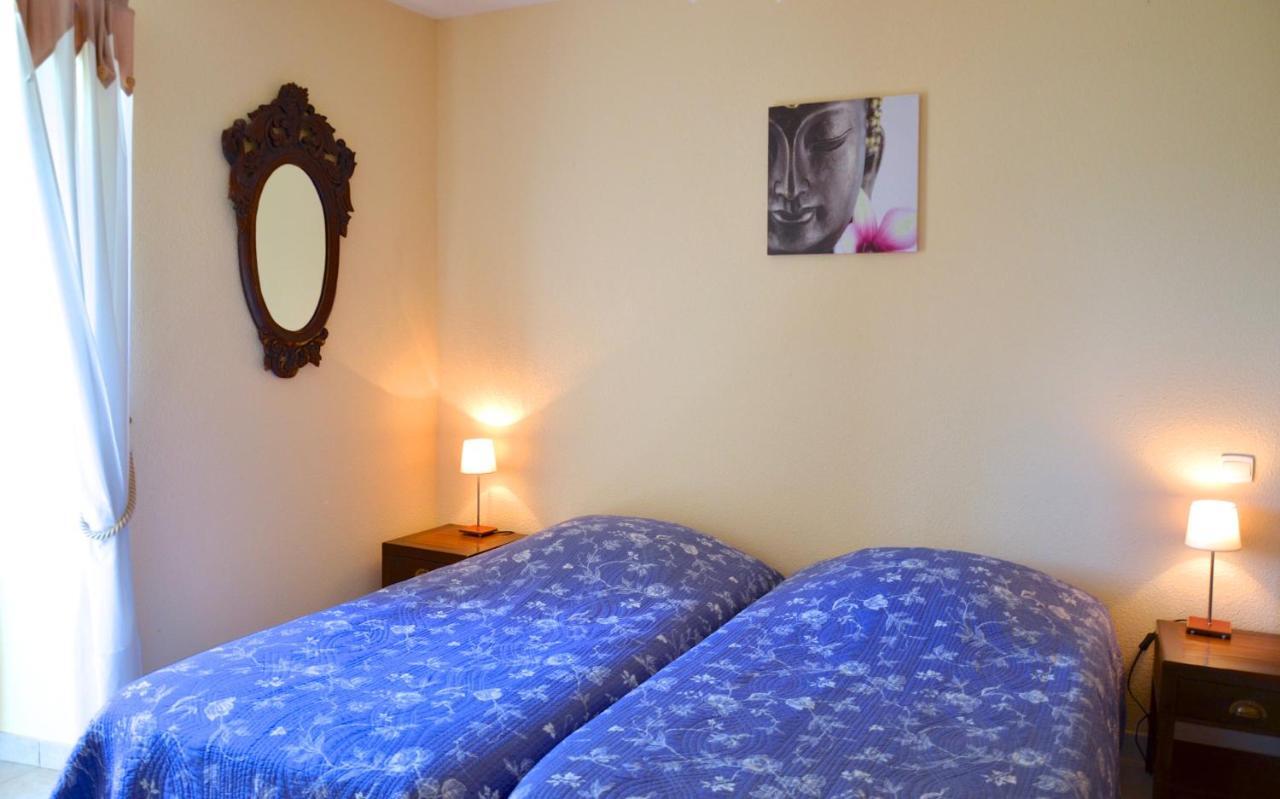 Gites Le Chene & Le Tilleul Saint-Romain-de-Lerps Kamer foto